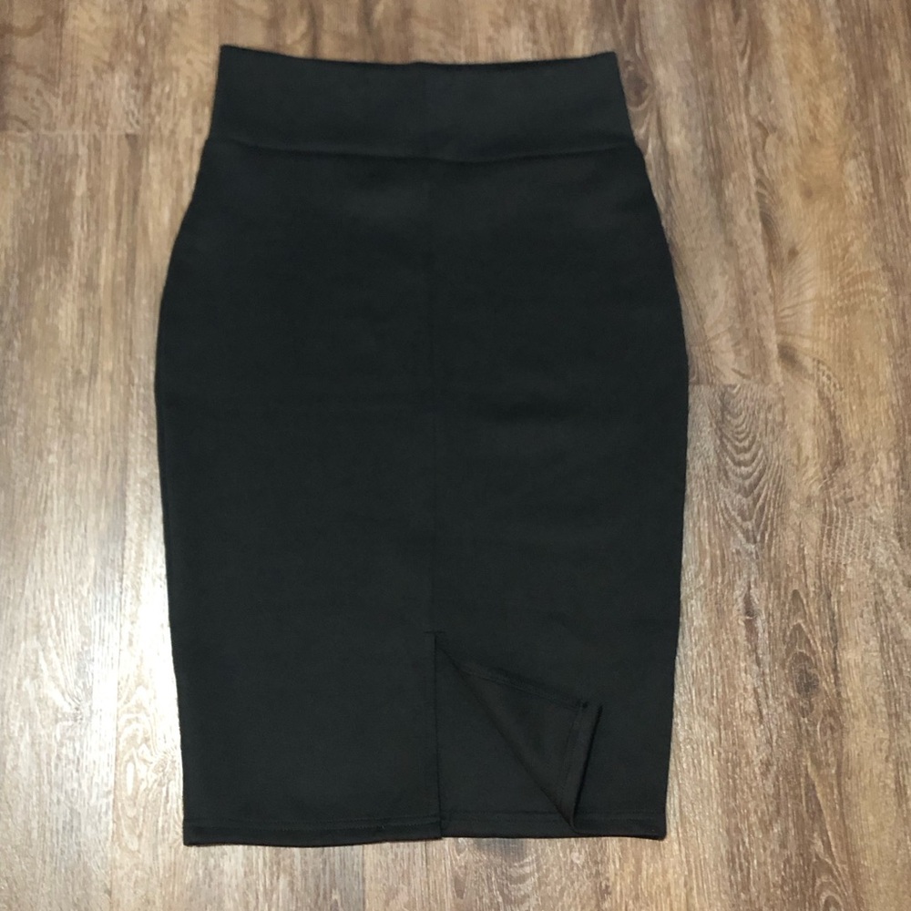 NWT - Revamped Black High-Waist Pencil Skirt - Picture 6 of 7
